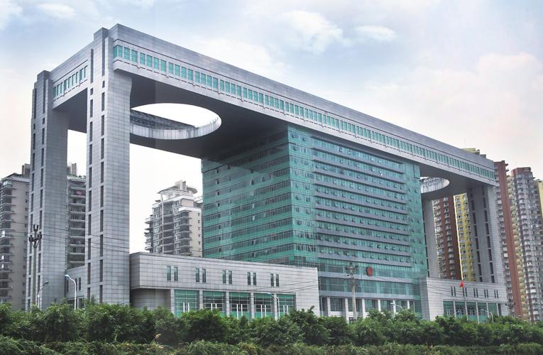 重庆一中院：关于机动车交通事故责任纠纷解答